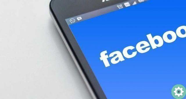 Como recuperar conversas e mensagens excluídas do Facebook