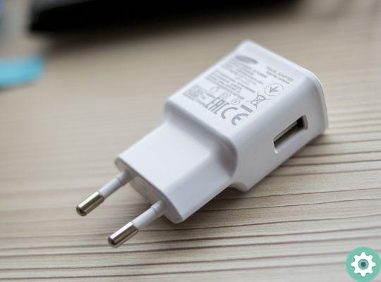 Is it true that leaving the charger plugged in spends a lot of electricity?