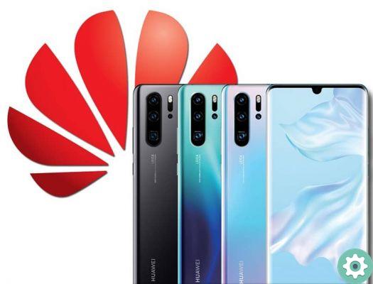 How to hide or remove the notch on any Huawei Android phone?