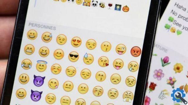 How to get iPhone emojis on Instagram for free