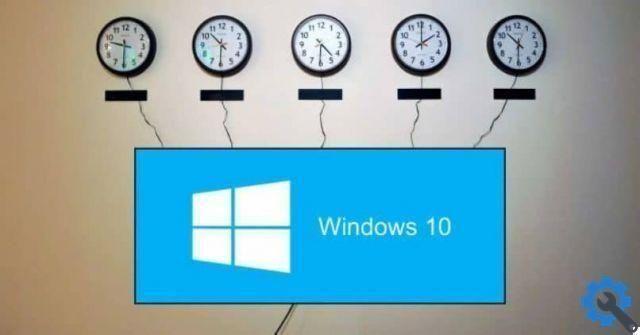 How to change the clock format from 24 hours to 12 on Windows 10 computers
