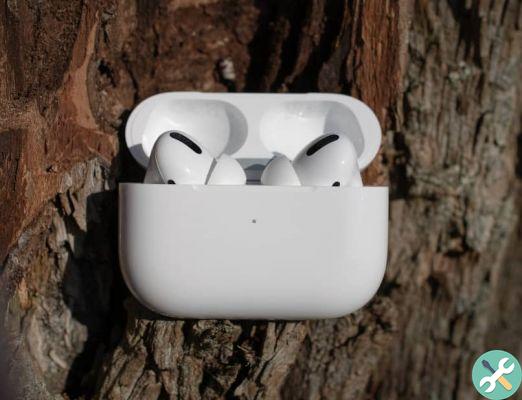 How to easily connect Airpods to my Apple Watch
