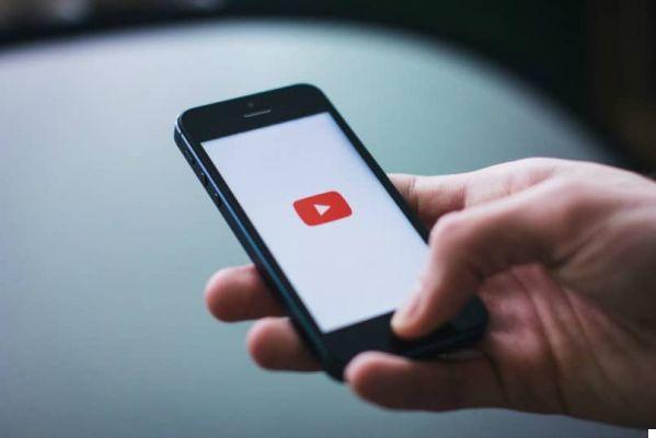 How to change YouTube cover photo from mobile on Android