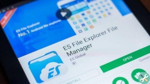 How to delete all files or application logs with File Explorer File Manager
