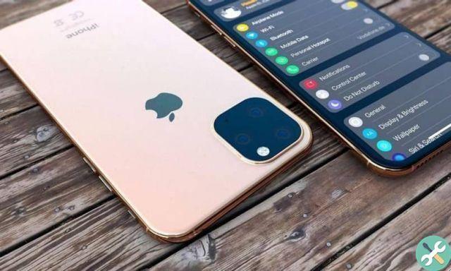 How to change the WhatsApp wallpaper on my iPhone 11 iPhone 11 Pro or iPhone 11 Pro Max