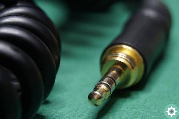 How to repair the Jack connector of the headphones with microphone