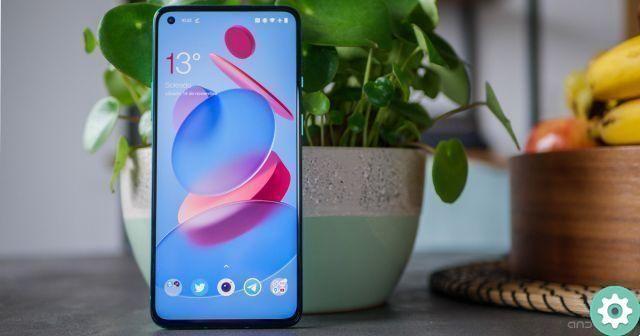 Download the latest MIUI 12 live wallpapers on any Android