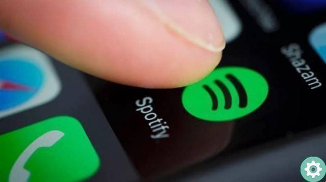 Por que estou preso no Spotify ao ouvir músicas?