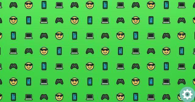 This website allows you to create your own wallpapers made from emojis
