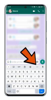 Comment mélanger des emojis sur WhatsApp pour créer des emojis personnalisés