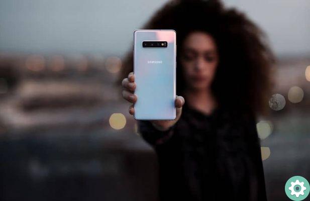 How to save and take care of the Samsung Galaxy S10 battery?