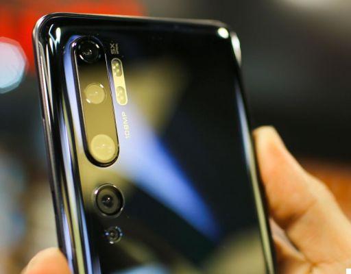 Why does my Huawei P30 Lite or Pro mobile phone restart and the logo gets stuck? - Solution