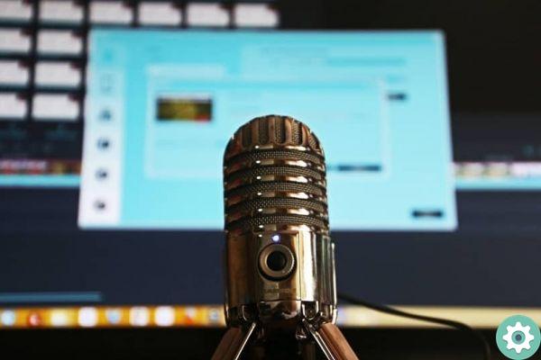 How to use my iPhone or Android mobile as a microphone on my PC?