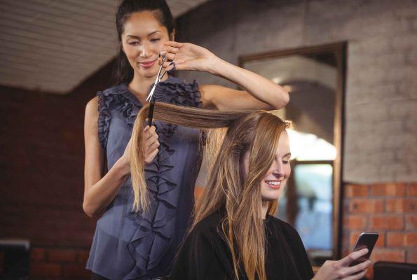 11 applications les plus réalistes pour tester les coupes de cheveux (2021)
