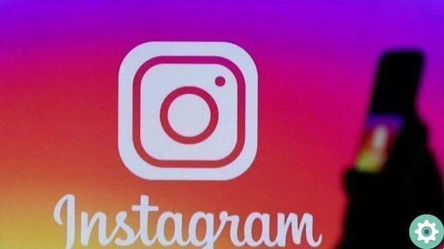 How to follow someone on Instagram without them knowing