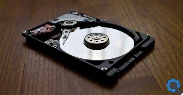 How to add another hard drive to a virtual machine in Windows 10