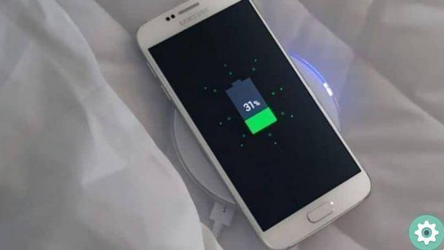 O que acontece se carregar a bateria de um telemóvel Samsung com um carregador de outra marca? - Consequências