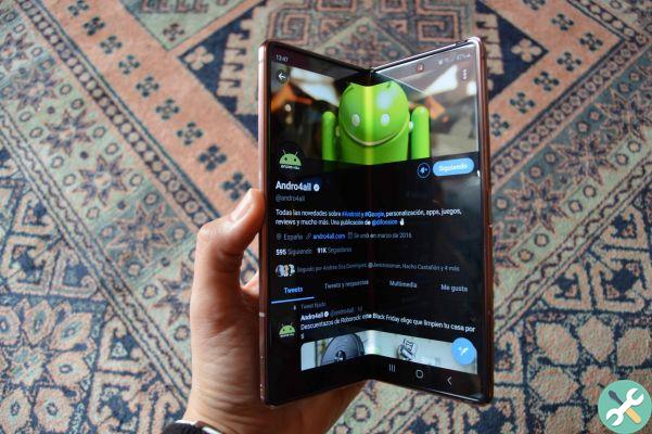 What's missing for foldable phones to finally be mainstream