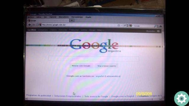 How to remove vertical and horizontal lines on a laptop screen