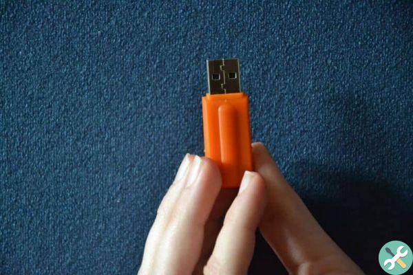 How to create a bootable USB stick with Windows 10 with UltraISO