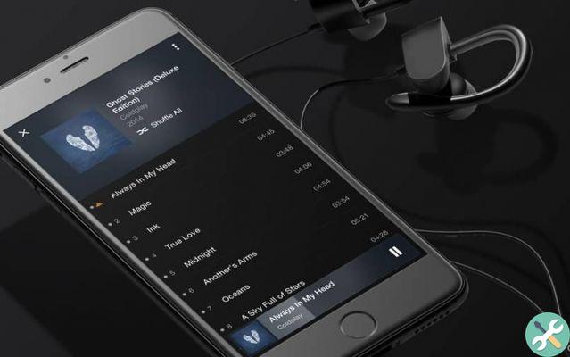 How to easily connect or connect iPhone to home stereo