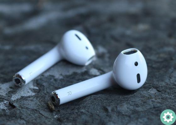 3 Advantages and 2 Disadvantages of Using AirPods with an Android Mobile Device