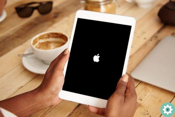 How To Fix My iPad If It Won't Start - Frozen Apple Logo