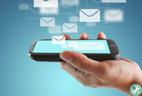 How to send free SMS or bulk text messages to cellphones from the Internet?