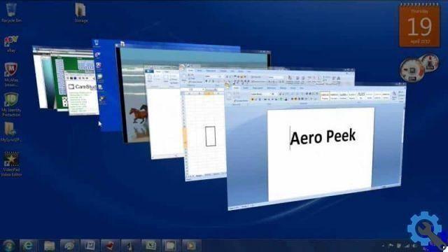 What is it and how to disable desktop peek or Aero Peek in Windows 10?