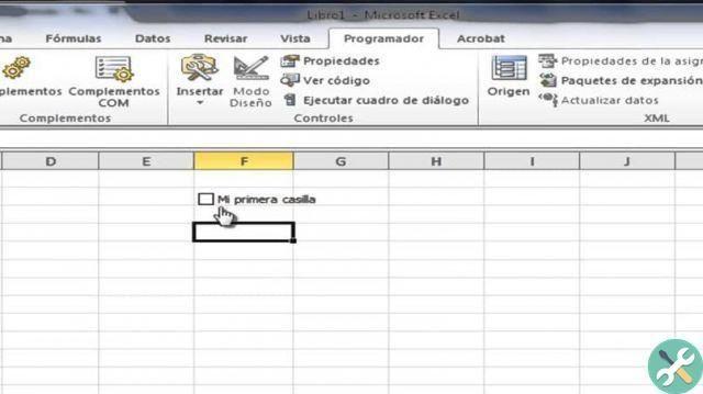 How to manually insert check symbols into cells in Excel using macro