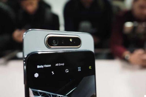 Quais são as vantagens e desvantagens do Samsung Galaxy A80? - Análise completa