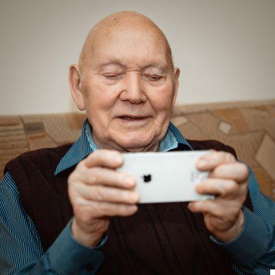 12 melhores aplicativos Android para idosos (2021)