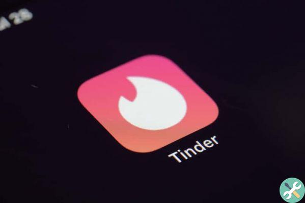 How to hide or change your name and age range on Tinder with or without Facebook if I'm wrong