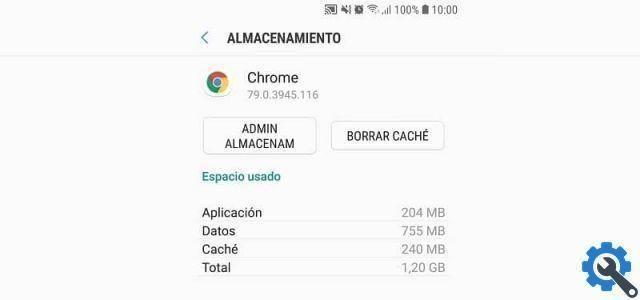 How to clear cache on any Android device to free up space?