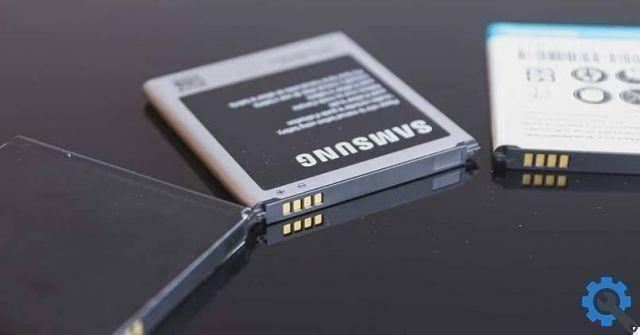 What is the difference between an original or generic battery in Samsung?