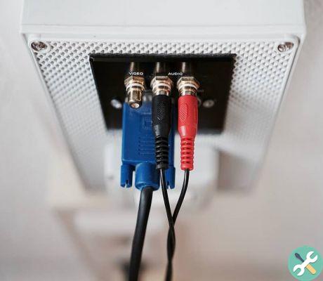 Como conectar um Home Theater sem Bluetooth a um PC / Laptop ou Smart TV