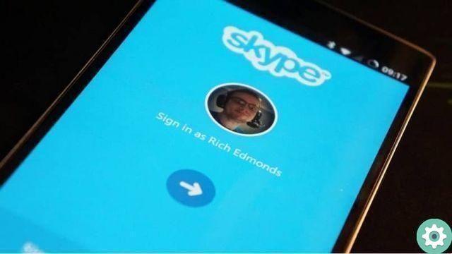 How to use Skype without internet, without SIM card and without connection?